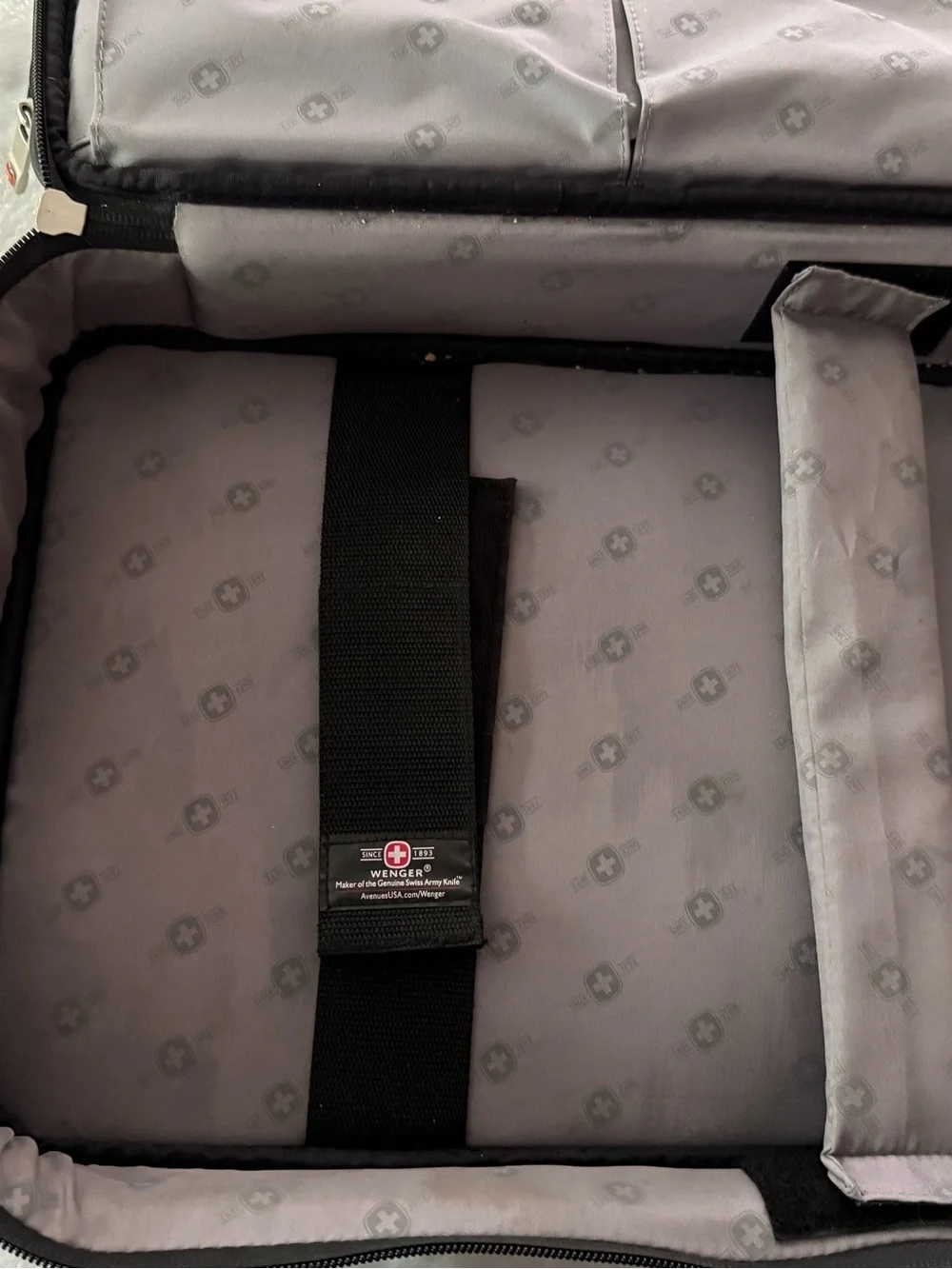 Wenger Swiss Army Laptop Briefcase Shoulder Bag 16” Black Multiple Pockets
